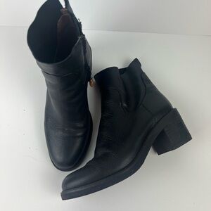 Gentle Souls Womens 7.5 M Ankle Boots Classic